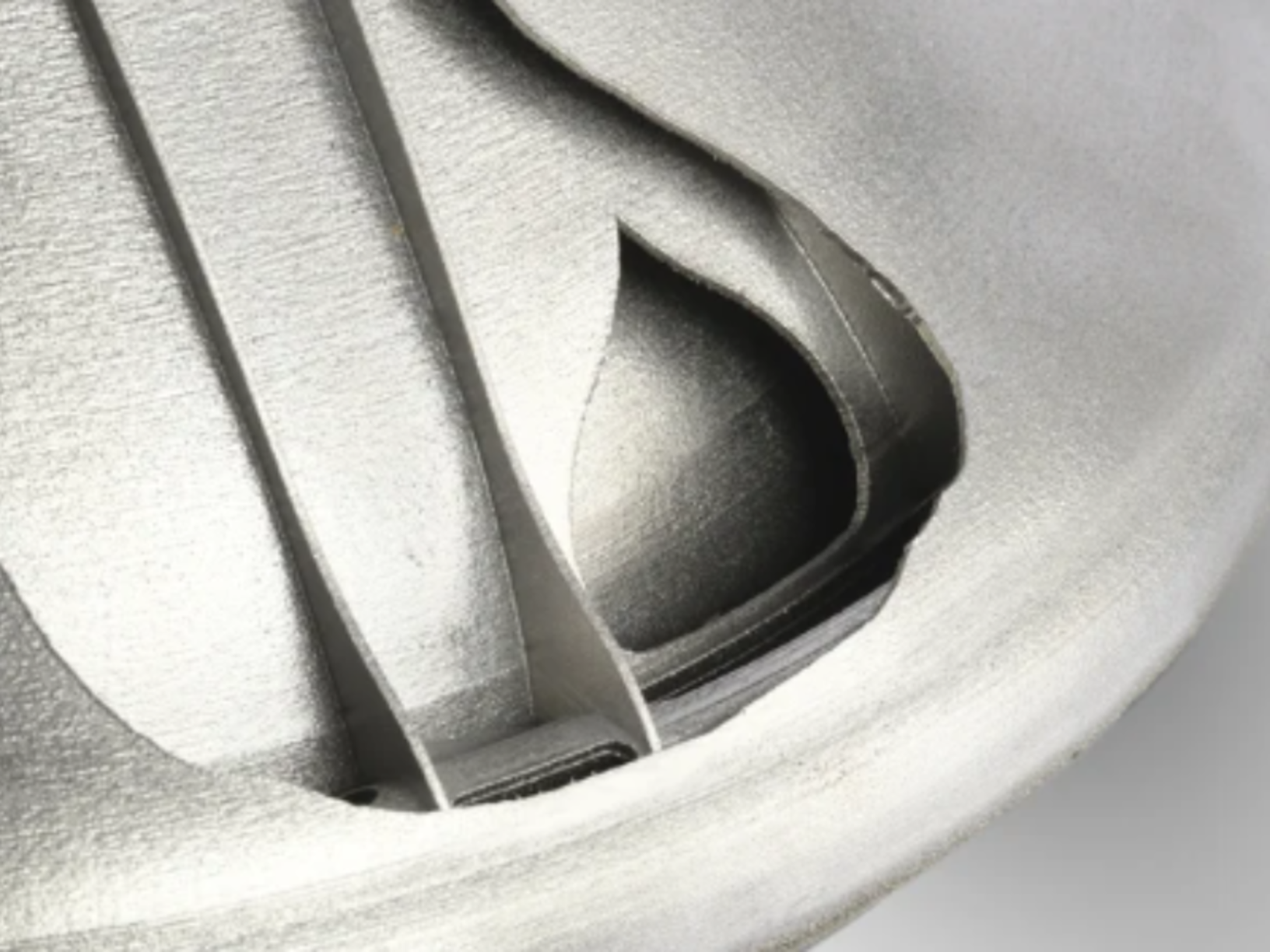 VOCUS、3Dプリント技術を用いた航空機排気部品の認証を取得 |EOS GmbH